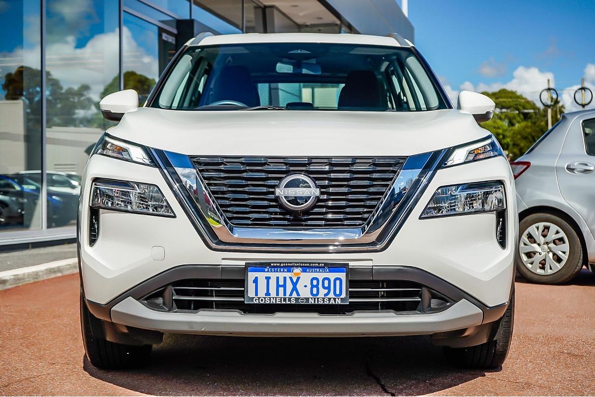 2024 Nissan X-TRAIL ST T33