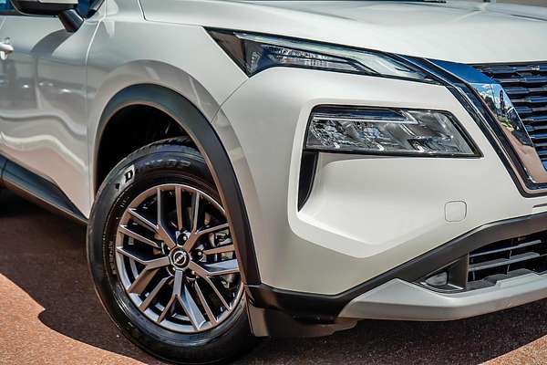 2024 Nissan X-TRAIL ST T33