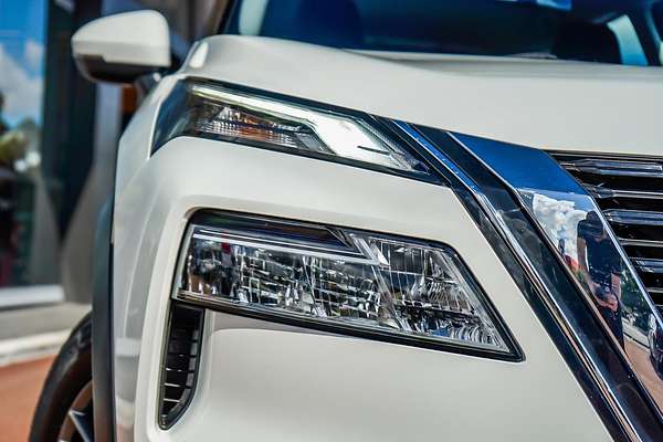 2024 Nissan X-TRAIL ST T33