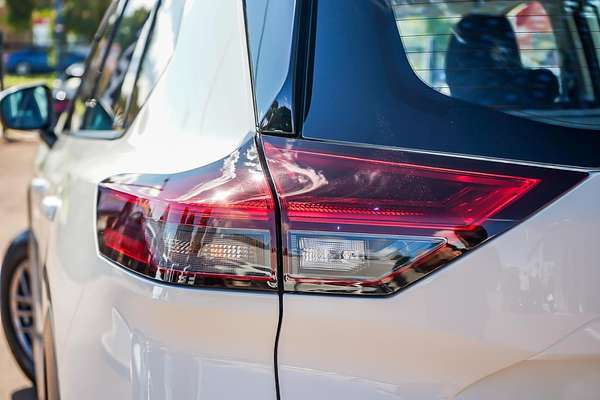2024 Nissan X-TRAIL ST T33
