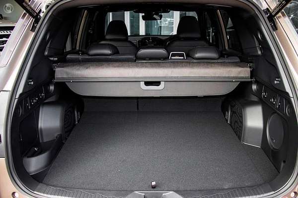 2025 Subaru Forester Hybrid Touring S6