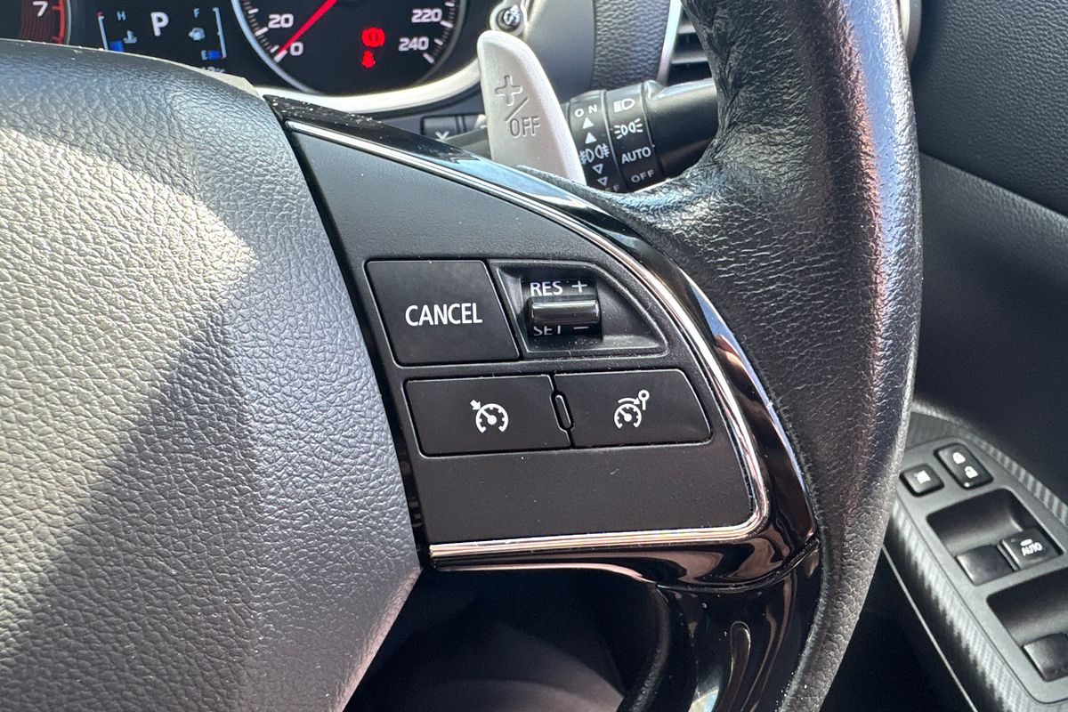 2018 Mitsubishi Eclipse Cross LS YA