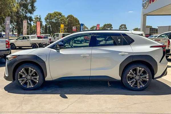 2023 Toyota bZ4X  YEAM15R