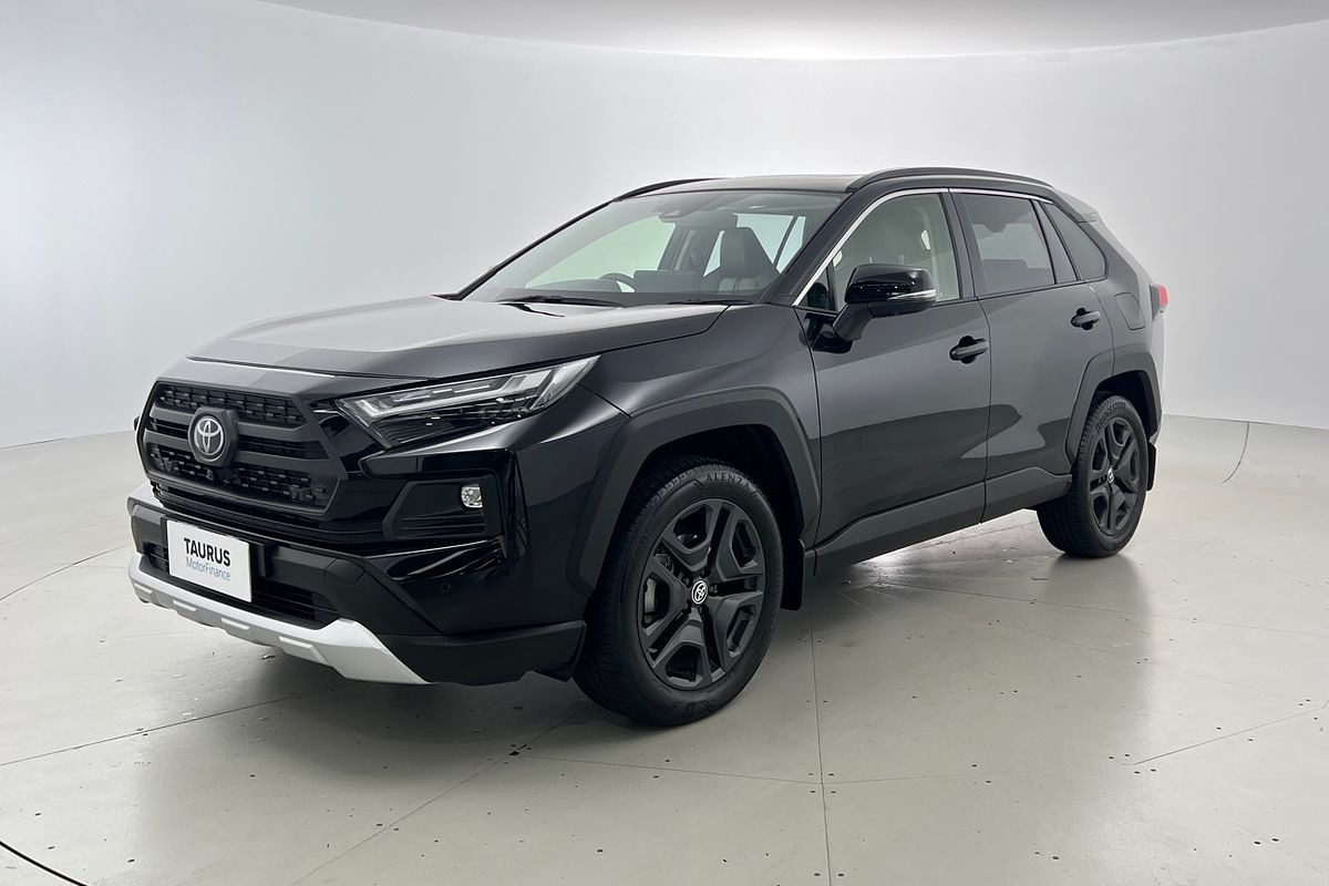 2024 Toyota RAV4 Edge AXAA54R