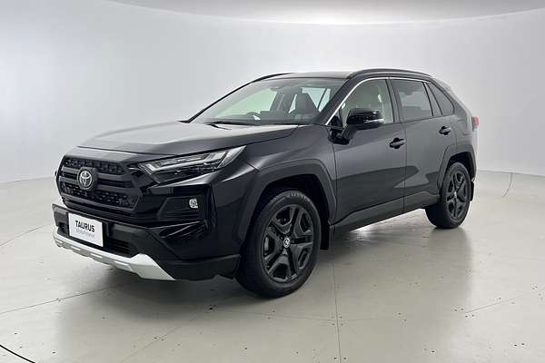 2024 Toyota RAV4 Edge AXAA54R