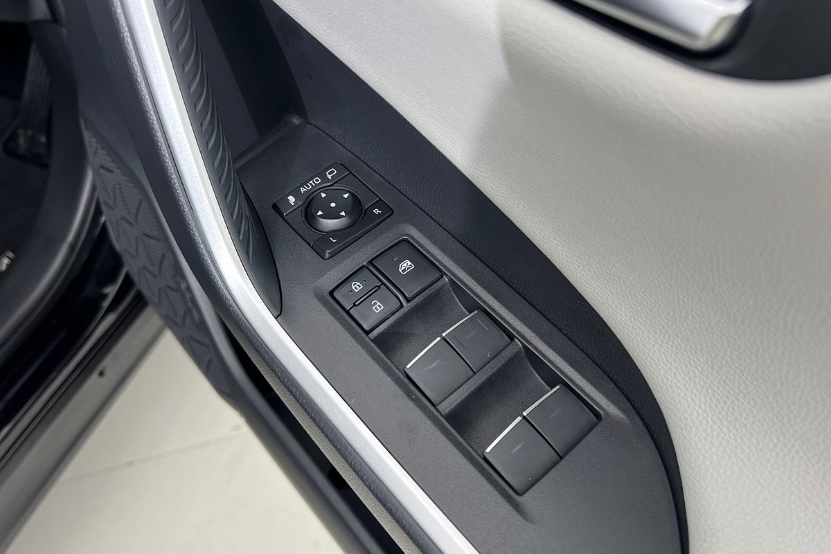 2024 Toyota RAV4 Edge AXAA54R