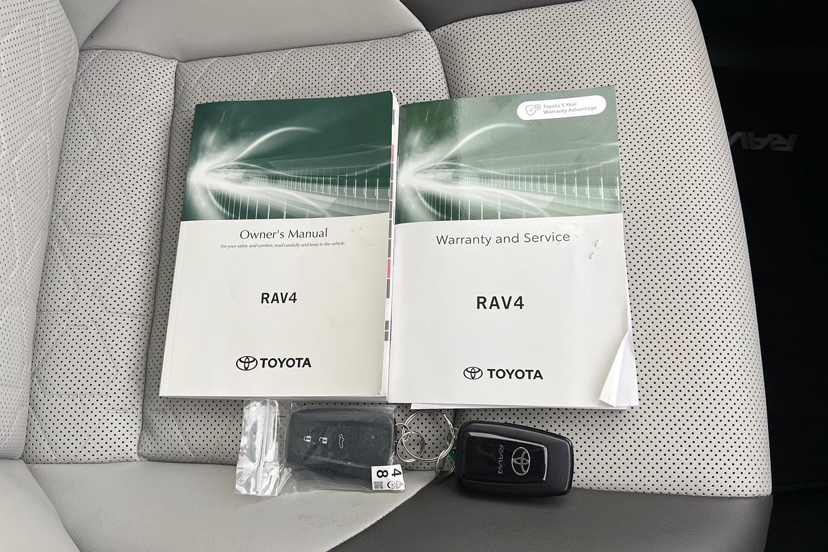 2024 Toyota RAV4 Edge AXAA54R