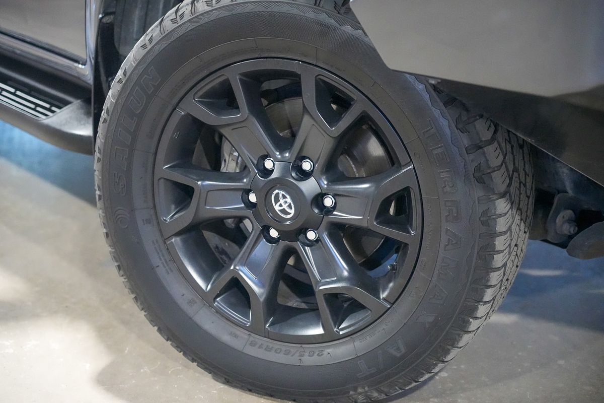 2018 Toyota Hilux SR5 GUN126R 4X4