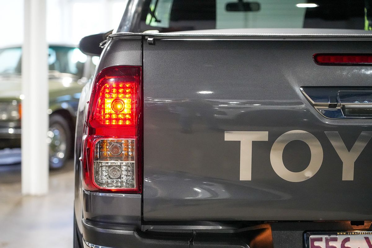 2018 Toyota Hilux SR5 GUN126R 4X4