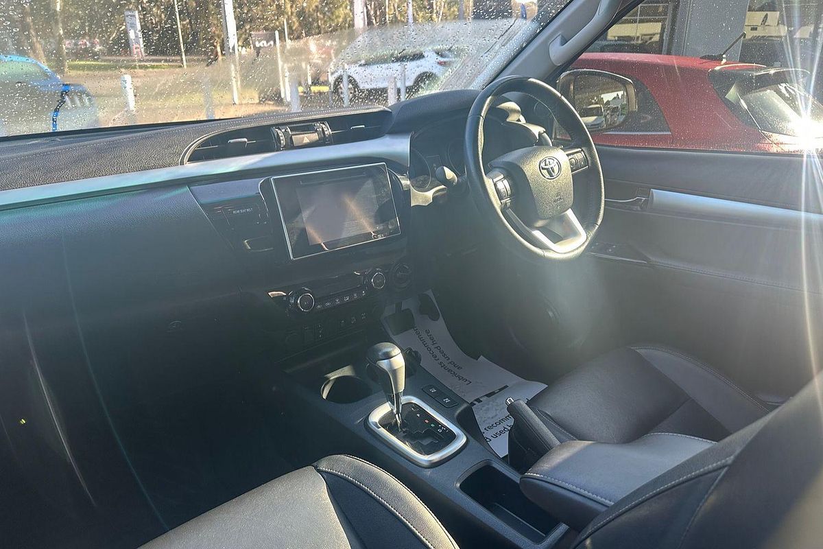 2017 Toyota Hilux SR5 GUN126R 4X4