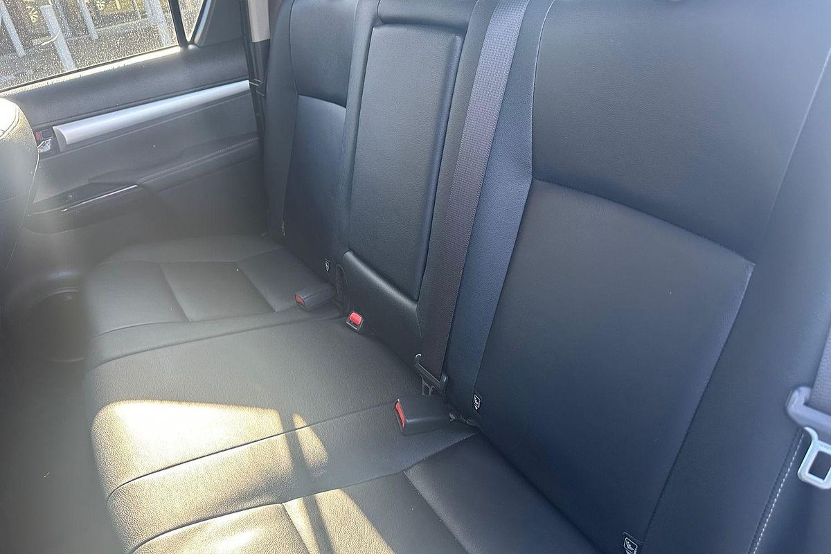 2017 Toyota Hilux SR5 GUN126R 4X4