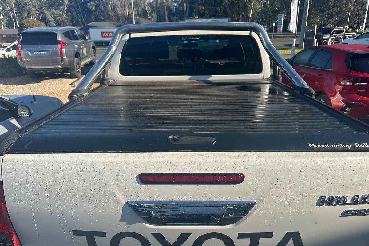 2017 Toyota Hilux SR5 GUN126R 4X4