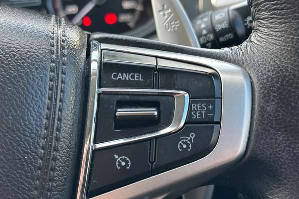 2020 Mitsubishi Triton GSR MR 4X4