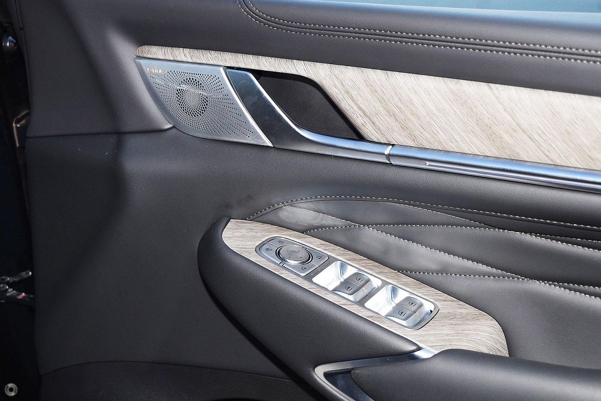 2025 GWM Tank 500 Vanta Hybrid P03