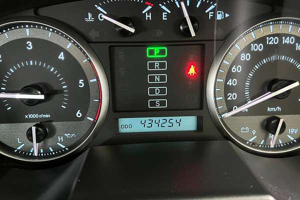 2009 Toyota Landcruiser GXL VDJ200R