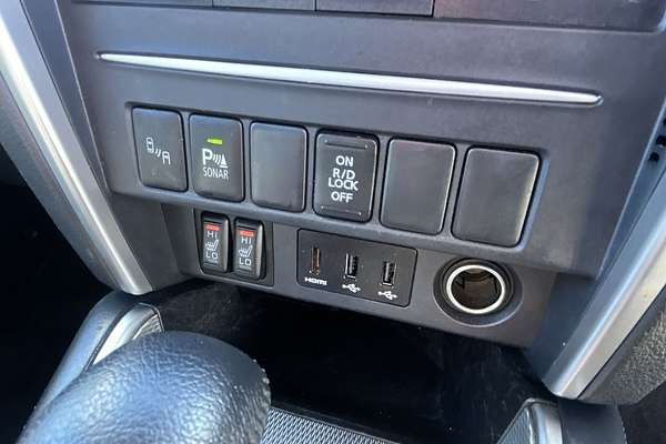 2023 Mitsubishi Triton GSR MR 4X4
