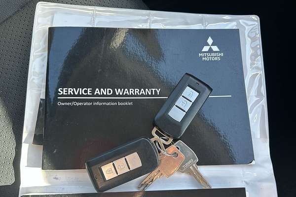 2023 Mitsubishi Triton GSR MR 4X4