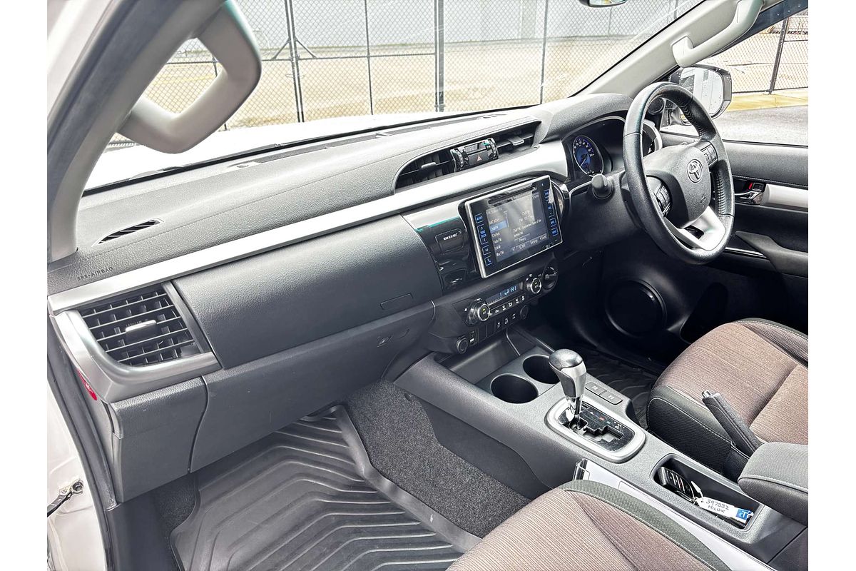 2017 Toyota Hilux SR5 GUN126R 4X4