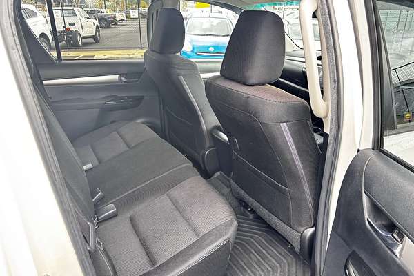 2017 Toyota Hilux SR5 GUN126R 4X4