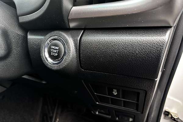 2017 Toyota Hilux SR5 GUN126R 4X4