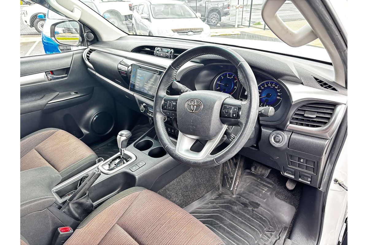 2017 Toyota Hilux SR5 GUN126R 4X4