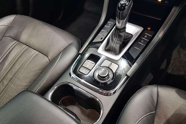 2024 Isuzu MU-X LS-T