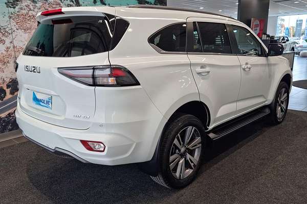 2024 Isuzu MU-X LS-T