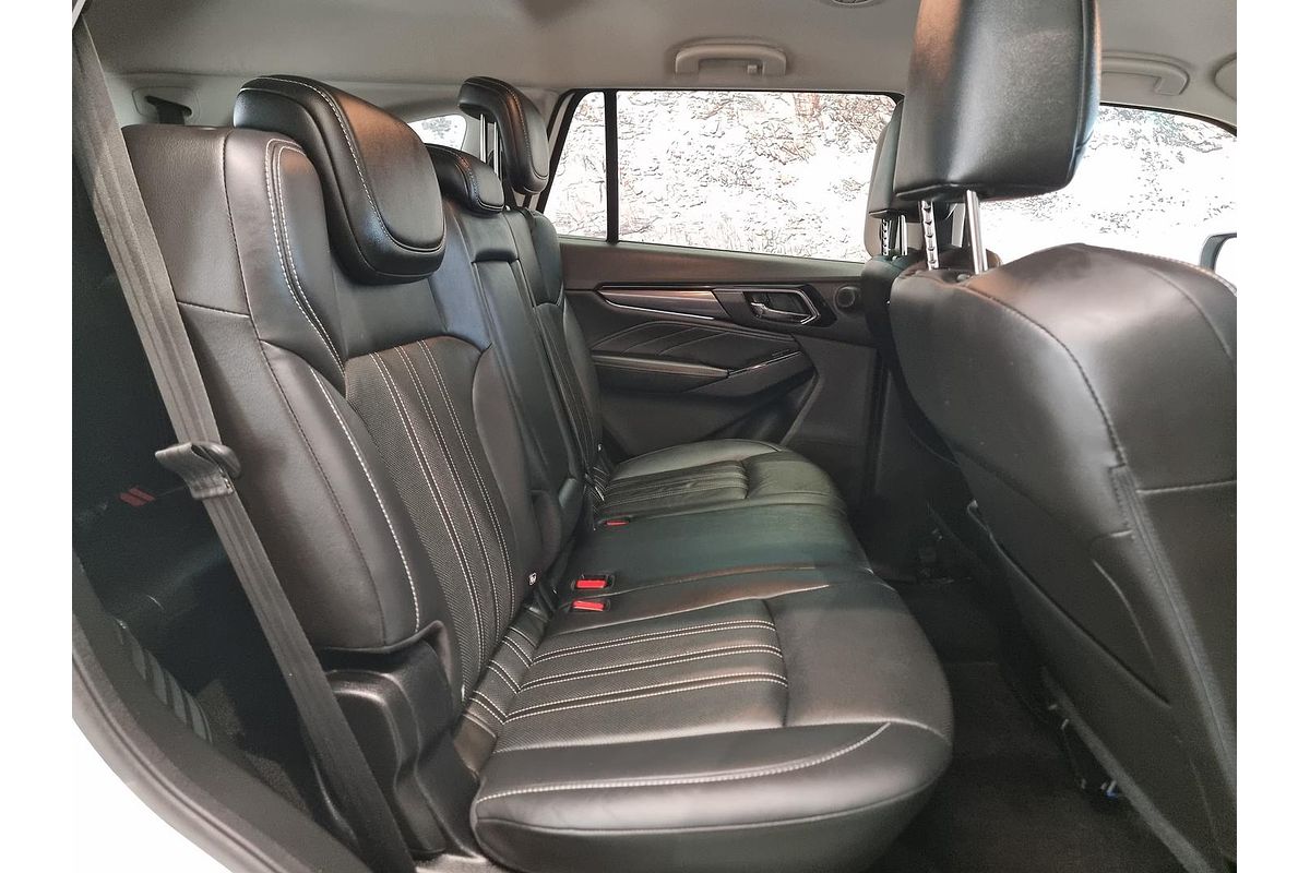 2024 Isuzu MU-X LS-T