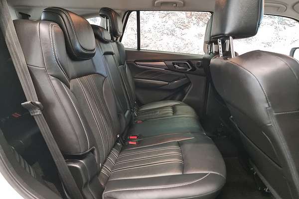 2024 Isuzu MU-X LS-T