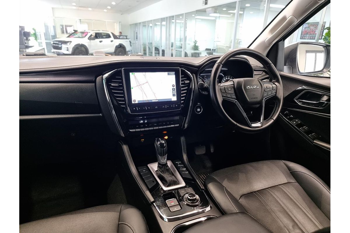 2024 Isuzu MU-X LS-T