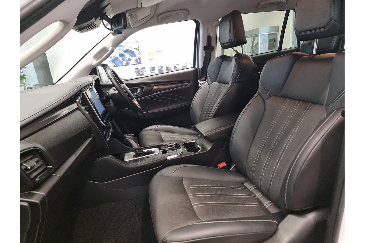 2024 Isuzu MU-X LS-T