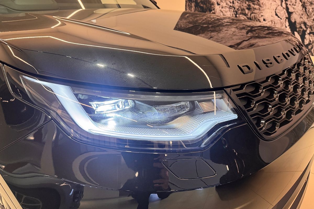 2025 Land Rover Discovery D350 Dynamic HSE Series 5