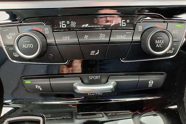 2014 BMW 2 Series 218d Sport Line F45