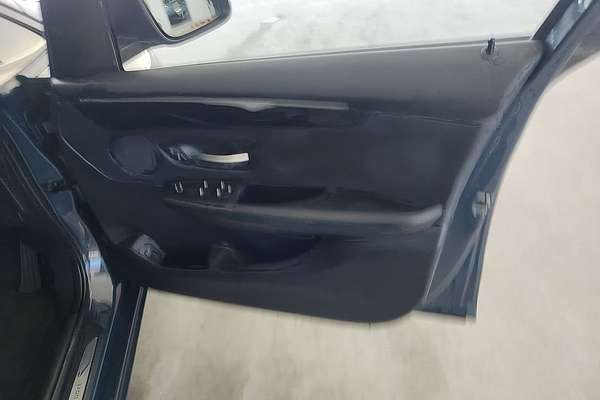 2014 BMW 2 Series 218d Sport Line F45