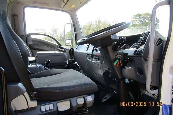 2017 Isuzu F Series FRR107-210 4x2 LWB