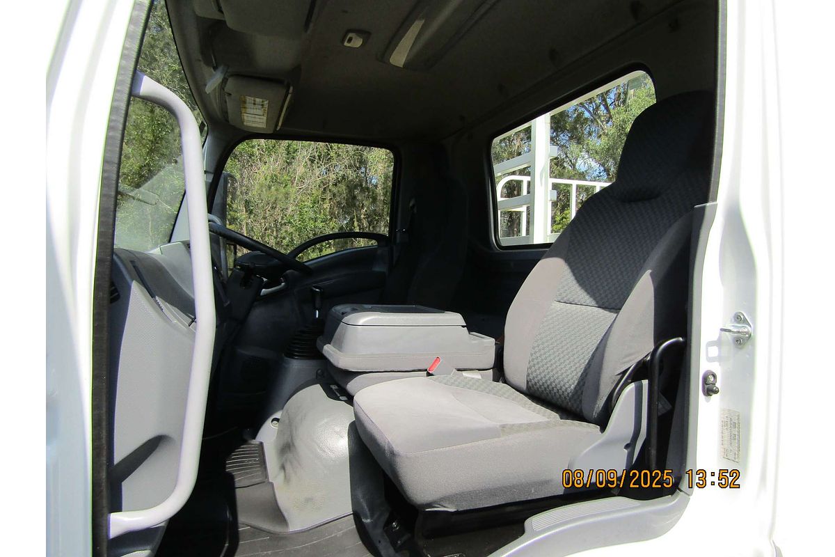 2017 Isuzu F Series FRR107-210 4x2 LWB