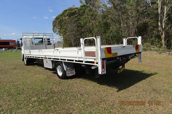 2017 Isuzu F Series FRR107-210 4x2 LWB