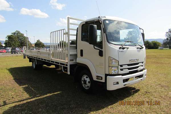 2017 Isuzu F Series FRR107-210 4x2 LWB