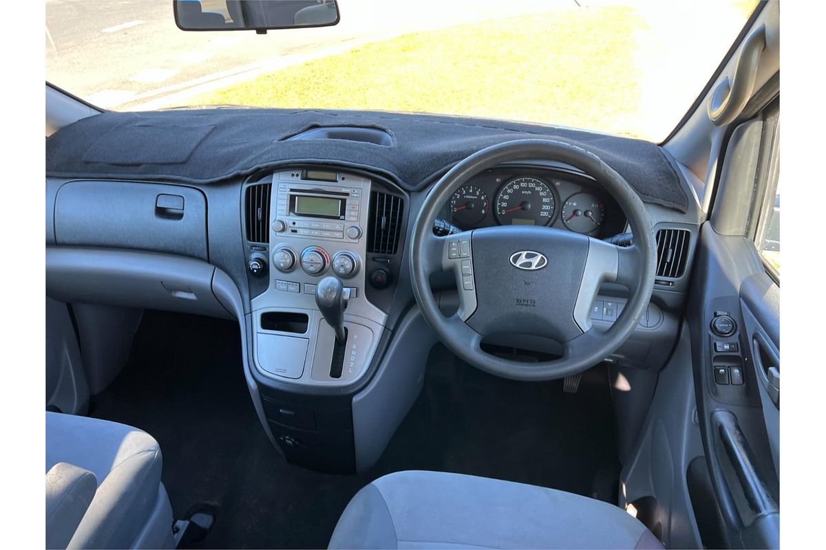 2011 Hyundai iMax TQ-W