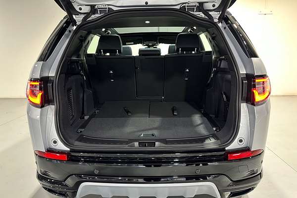 2025 Land Rover Discovery Sport P250 Dynamic SE L550