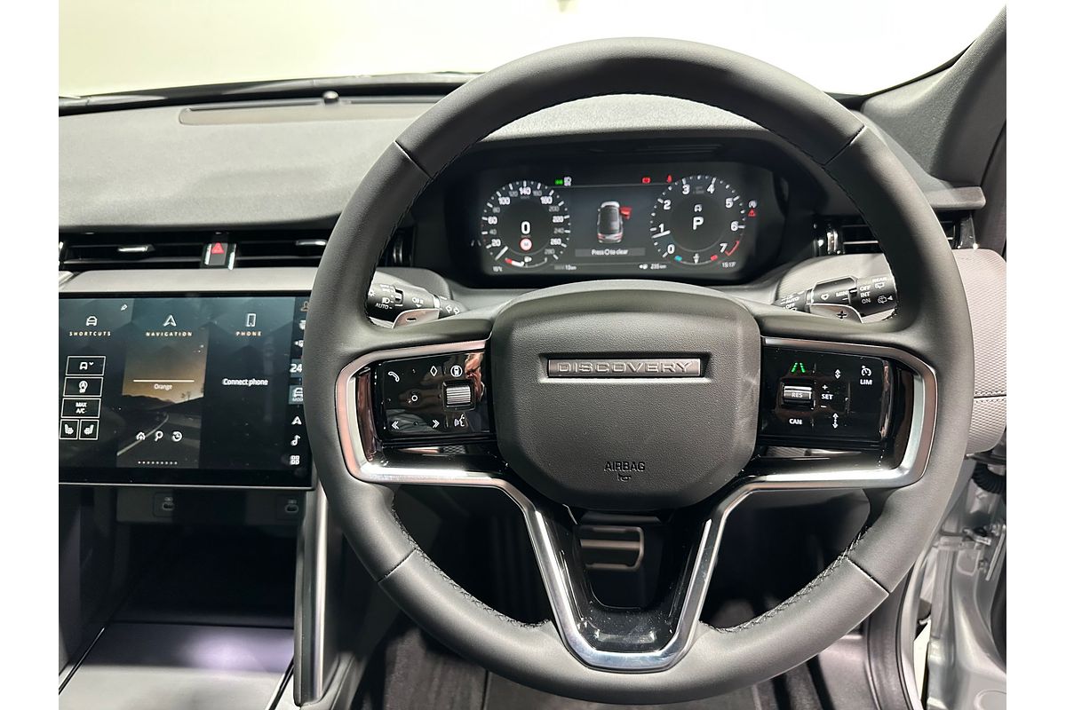 2025 Land Rover Discovery Sport P250 Dynamic SE L550