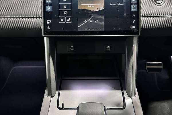 2025 Land Rover Discovery Sport P250 Dynamic SE L550