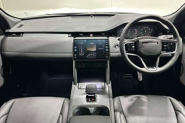 2025 Land Rover Discovery Sport P250 Dynamic SE L550