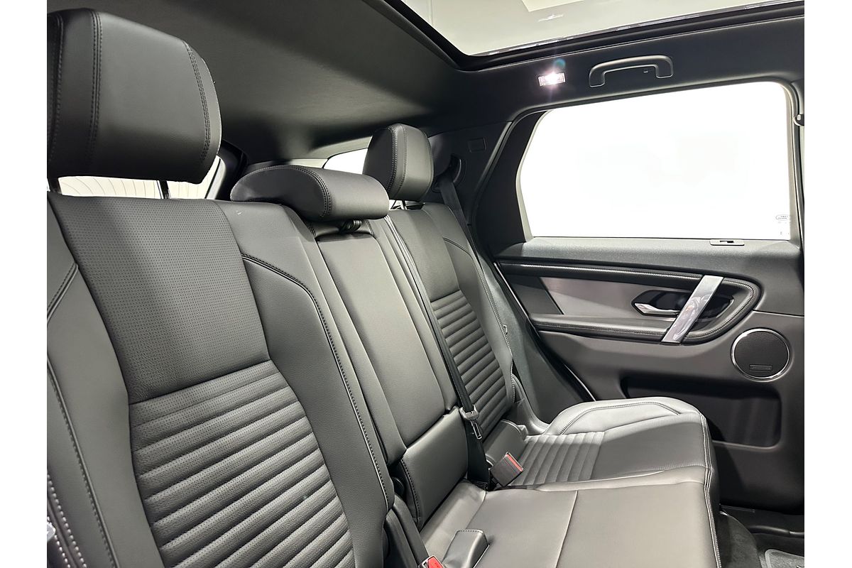 2025 Land Rover Discovery Sport P250 Dynamic SE L550