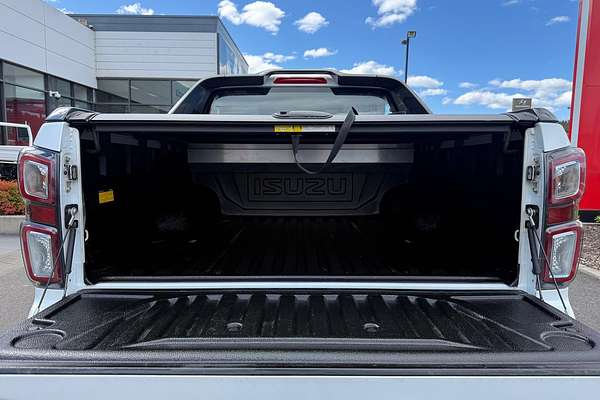 2023 Isuzu D-MAX X-TERRAIN 4X4