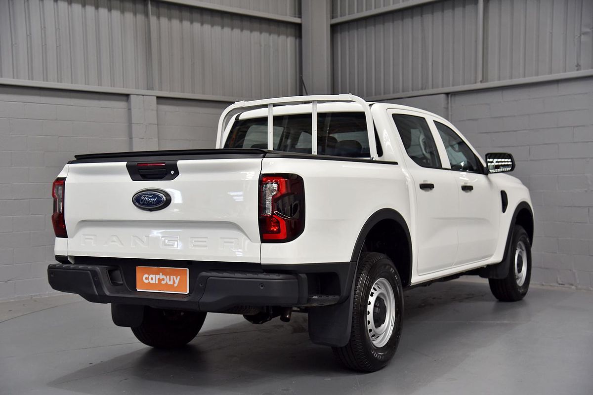 2025 Ford Ranger XL 4X4 2.0L