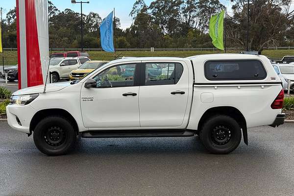 2017 Toyota Hilux SR GUN126R 4X4