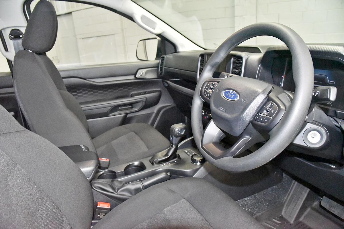 2025 Ford Ranger XL 4X4 2.0L