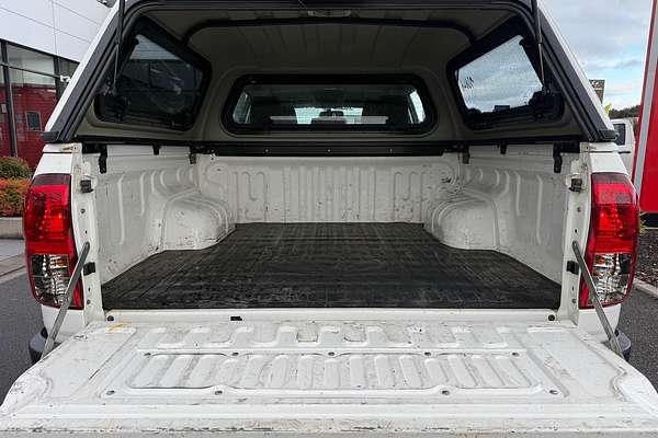 2017 Toyota Hilux SR GUN126R 4X4