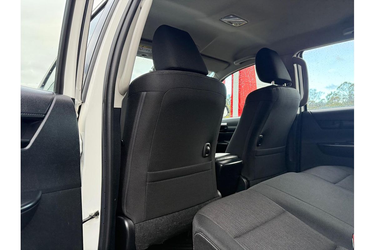 2017 Toyota Hilux SR GUN126R 4X4